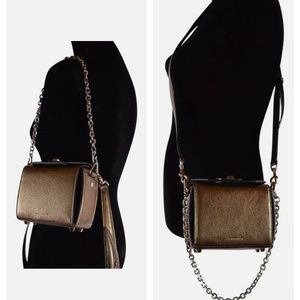Alexander McQueen Box 16 Leather Crossbody Bag